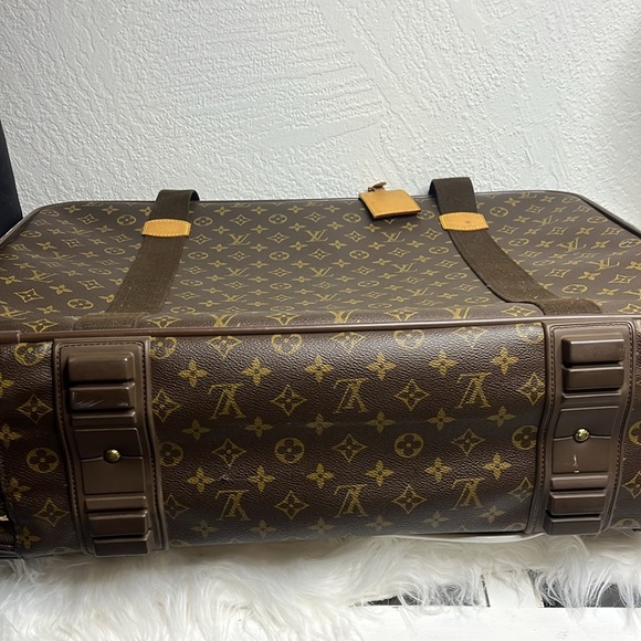 LOUIS VUITTON SATELLITE 60 SUITCASE - Picture 3 of 11